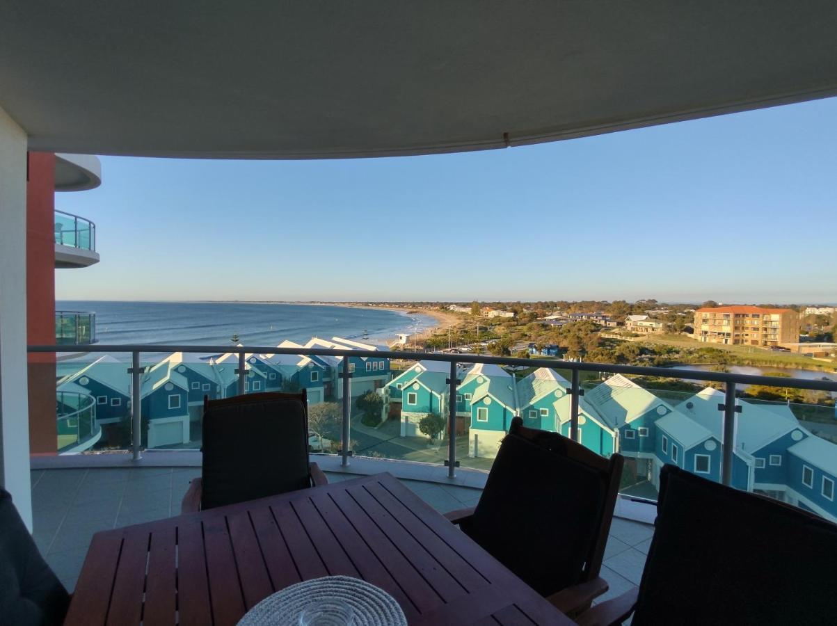A 406 Fantastic Ocean Beach And Marina View Apt - Mandurah Esterno foto