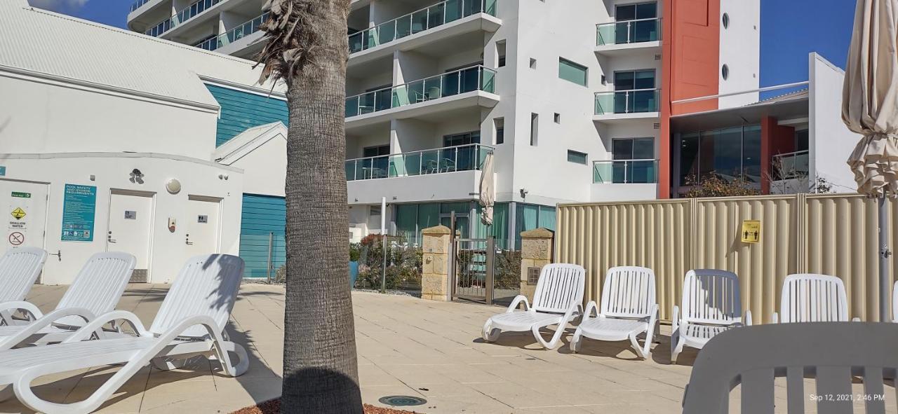 A 406 Fantastic Ocean Beach And Marina View Apt - Mandurah Esterno foto